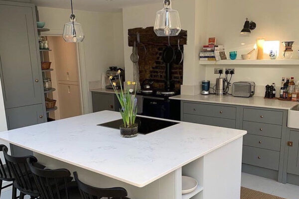 Rock Dove Renovation | Bathrooms | Kitchens | Tiling | Painting & Decorating | Electrical Services | Bespoke Carpentry | Gas & Heating