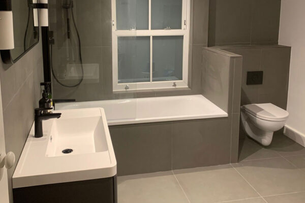 Rock Dove Renovation | Bathrooms | Kitchens | Tiling | Painting & Decorating | Electrical Services | Bespoke Carpentry | Gas & Heating