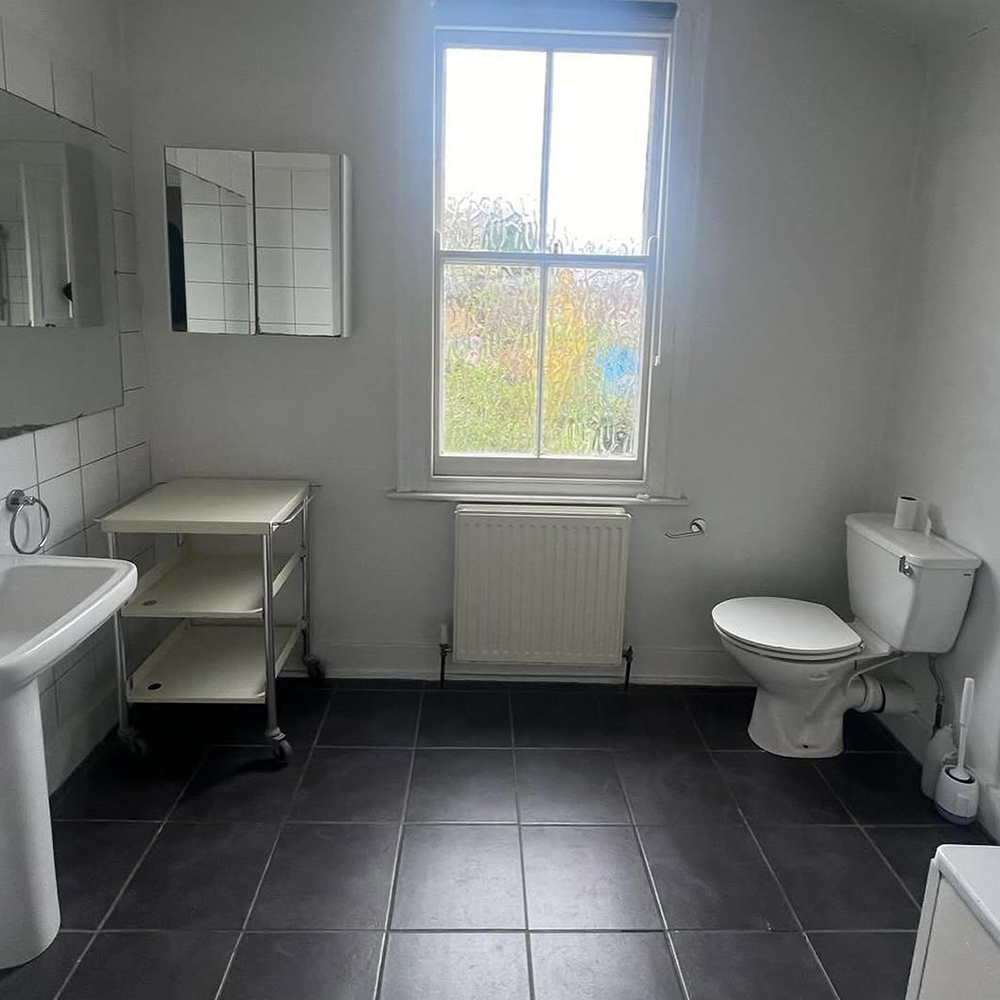 Rock Dove Renovation | Bathrooms | Kitchens | Tiling | Painting & Decorating | Electrical Services | Bespoke Carpentry | Gas & Heating