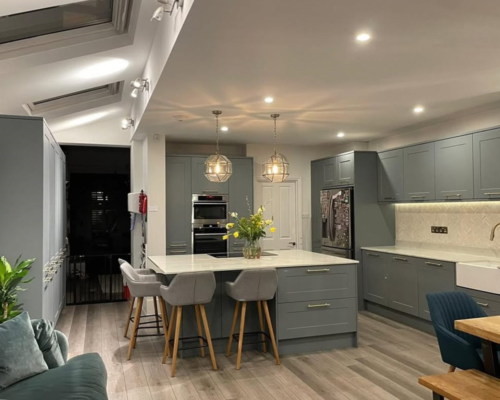Rock Dove Renovation | Bathrooms | Kitchens | Tiling | Painting & Decorating | Electrical Services | Bespoke Carpentry | Gas & Heating